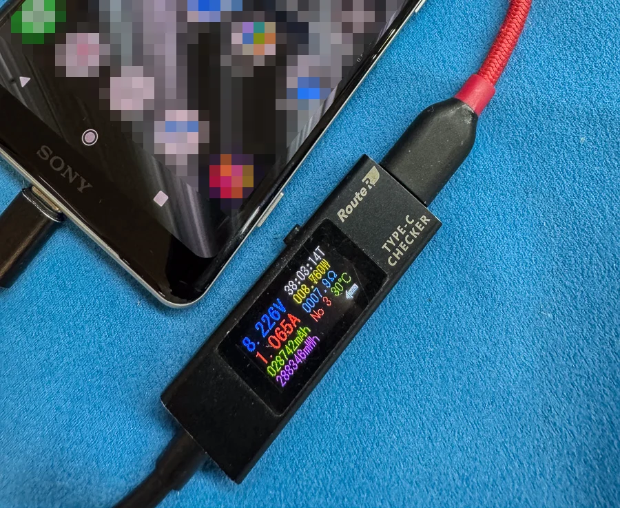 Xperia Z3 Compact データ復旧 — 修理の様子