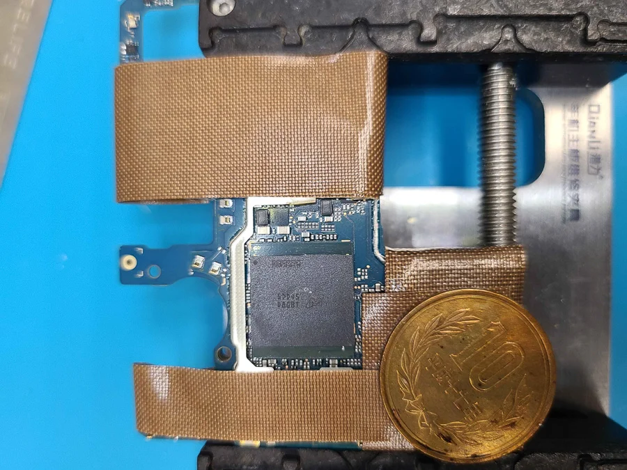 Xperia XA 通信修理 — 修理の様子