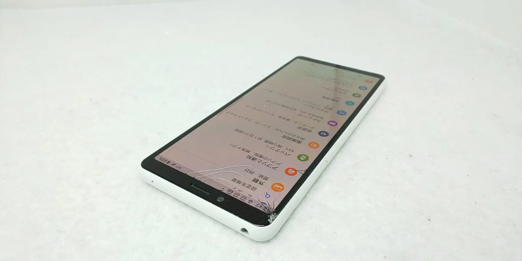 Xperia 5 V 液晶修理 — 修理の様子