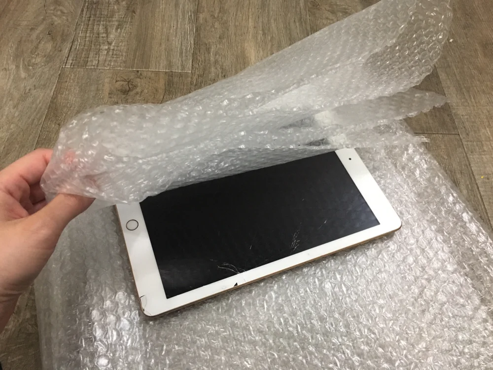 Xperia Z4 液晶修理 — 修理の様子